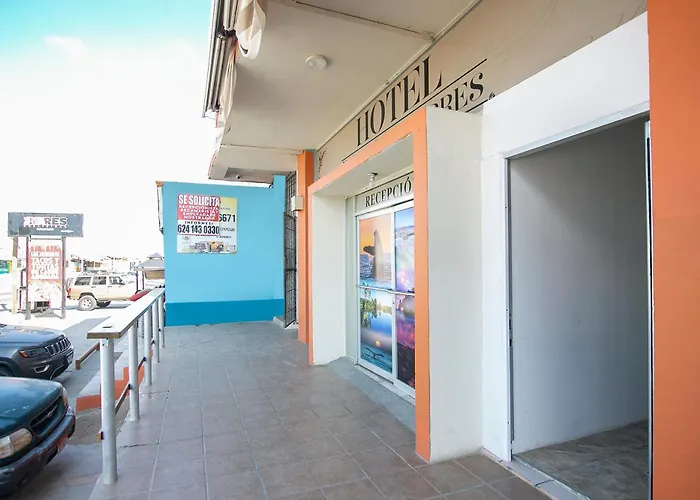 Oyo Hotel Plaza Las Torres, Cabo San Lucas